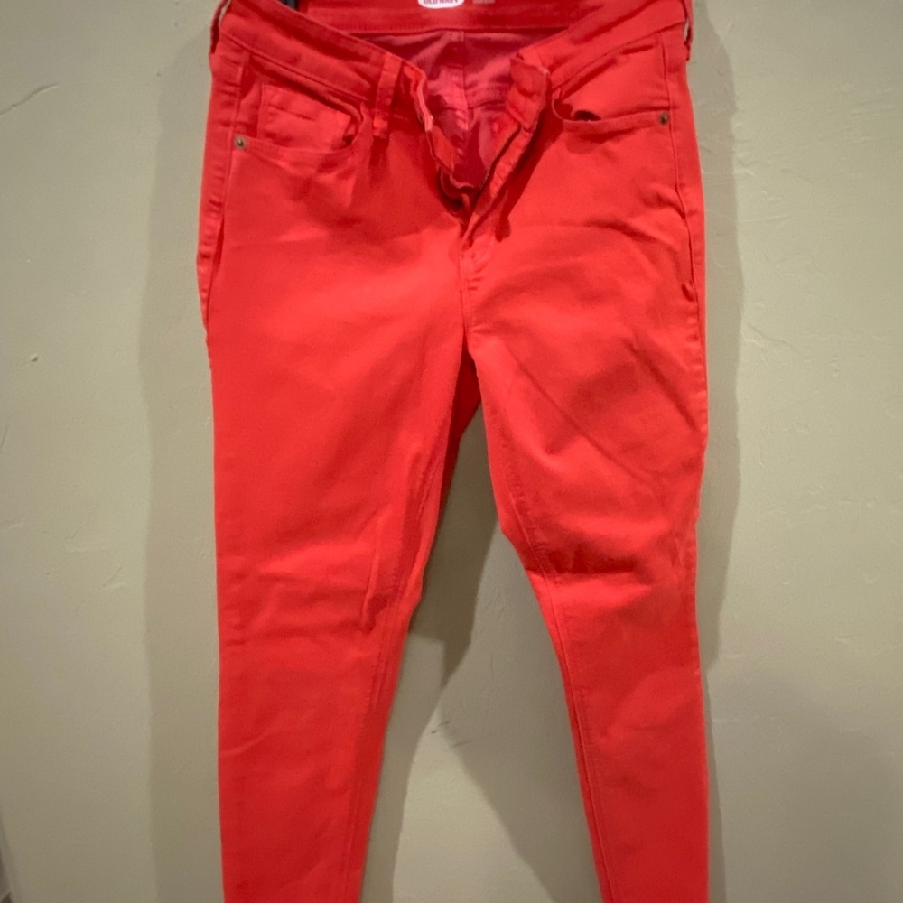 Old Navy Rockstar Super Skinny Jeans